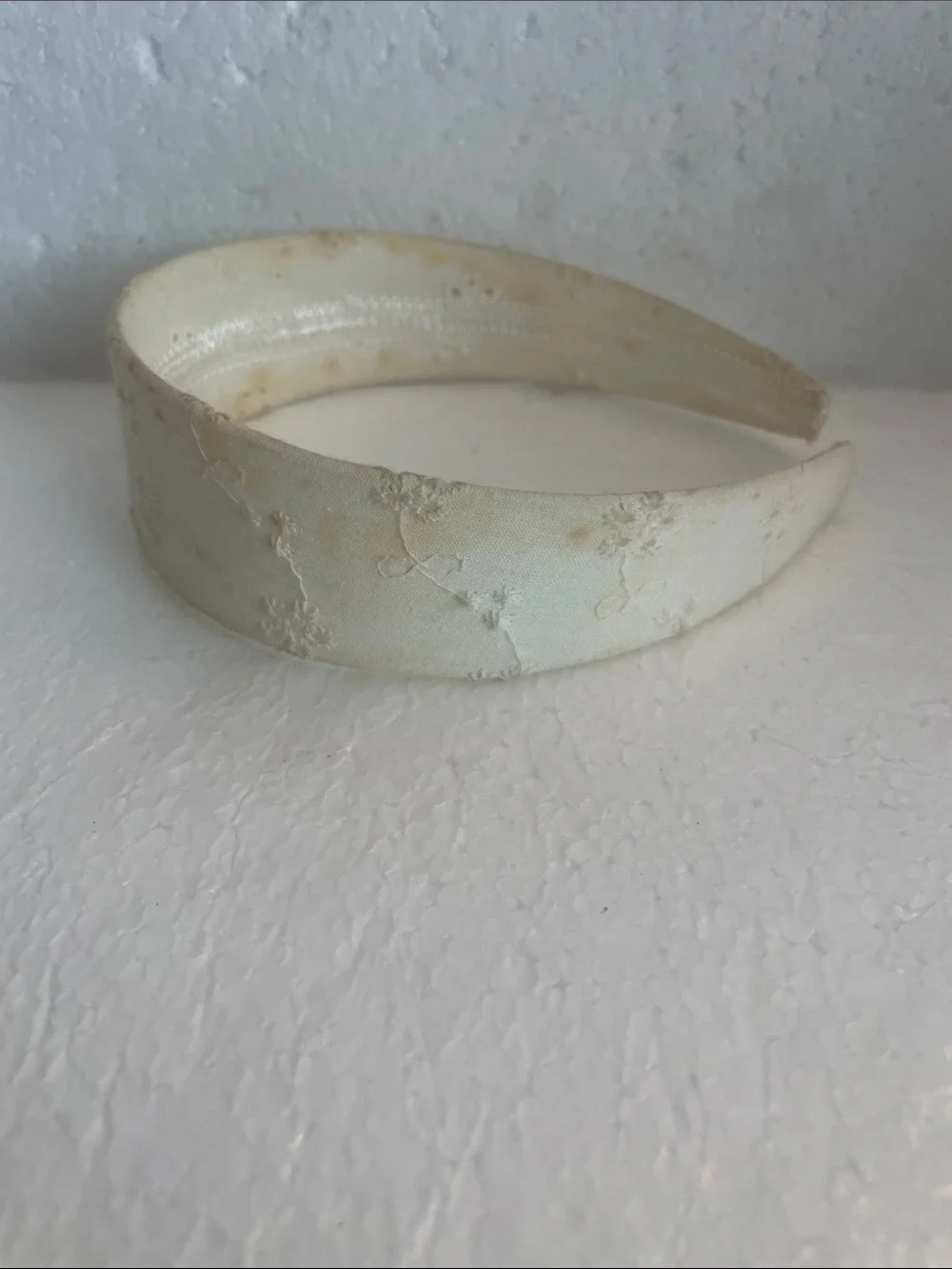 Vintage ivory lace